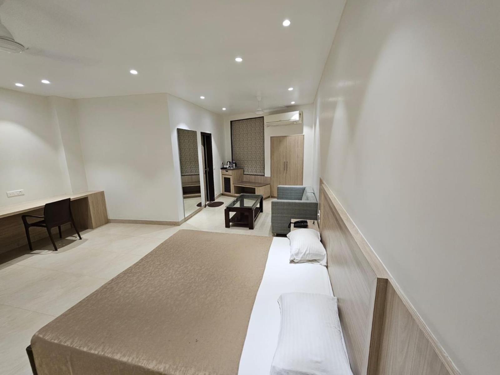 Hotel Bagla Atithi Banaras Varanasi Eksteriør bilde